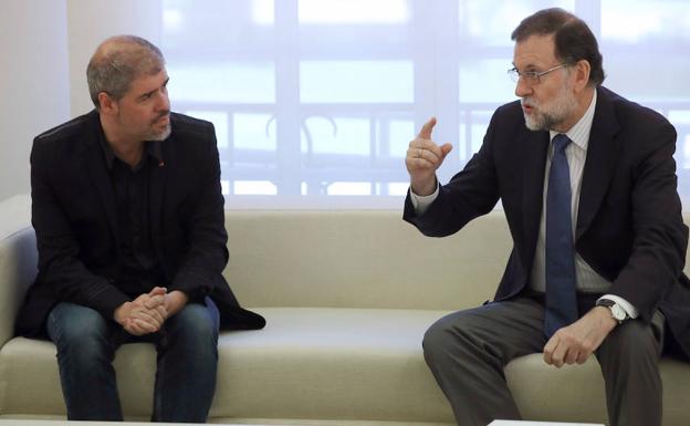 Rajoy dice que la creación de empleo «avanza con fuerza de manera sostenida»