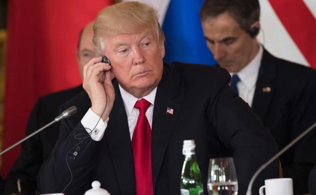 Trump denuncia el «comportamiento desestabilizador» de Rusia