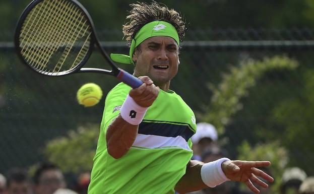 David Ferrer pasa a tercera ronda tras la retirada de Steve Darcis