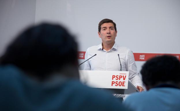 Rafa García denuncia «presiones» a agrupaciones en la recogida de avales a la secretaría general del PSPV