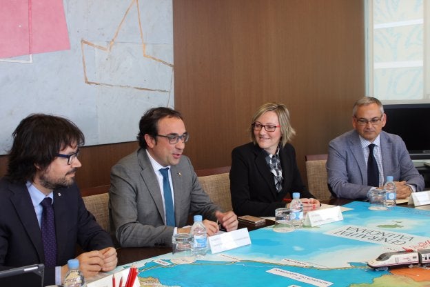 El conseller catalán de Territorio avisa que el Govern quiere la gestión del corredor