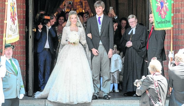 Ernst de Hannover vive la gran boda real del año