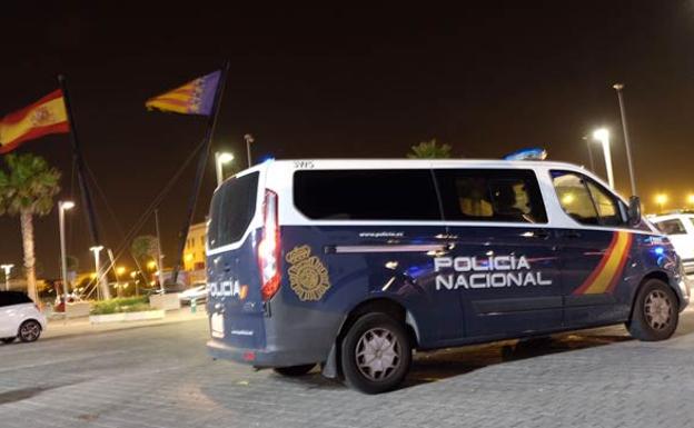 Detenidos por ocultar droga en el tapón de la gasolina del coche en un festival en Valencia