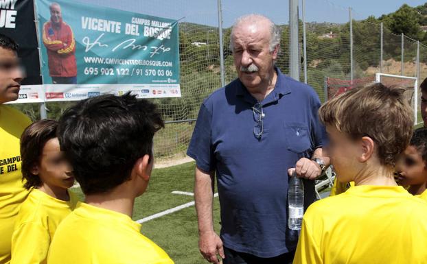 Del Bosque: «Villar es mi amigo»