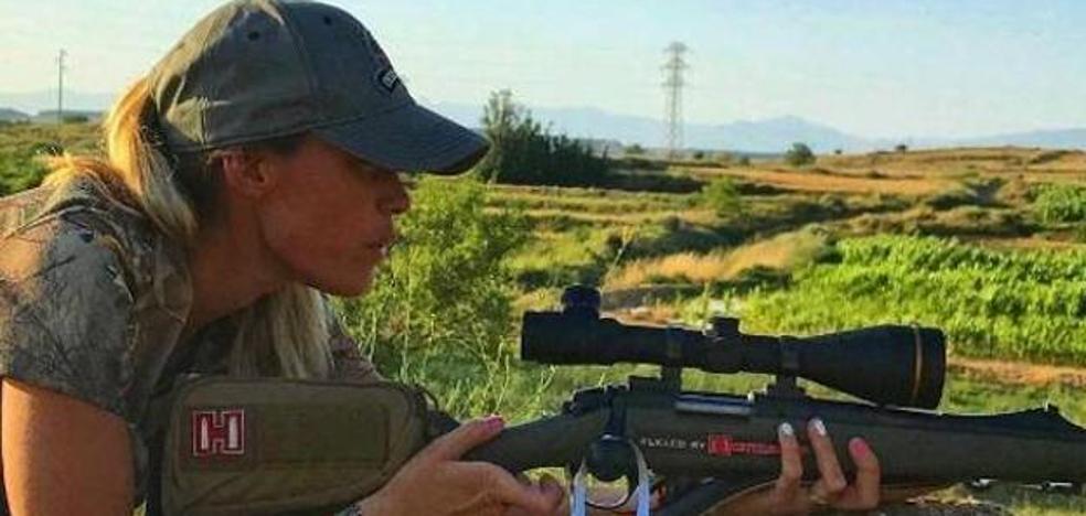Muere la bloguera Melania Capitán, especialista en caza y colaboradora de 'Jara y Sedal'