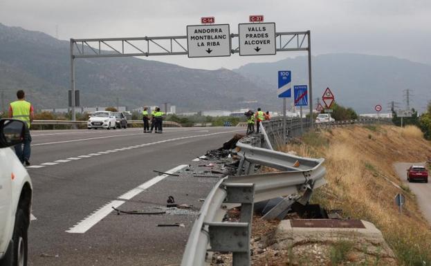 Un hombre y un niño de 14 años mueren en un accidente en Tarragona