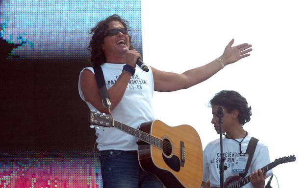 El concierto de Carlos Vives en Valencia pone el broche de oro a los conciertos de Viveros de la Feria de Julio