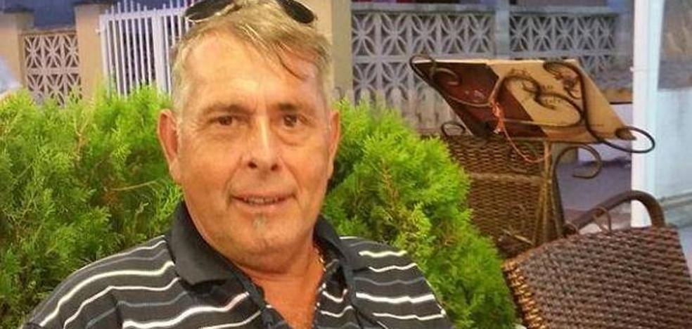 Un camarero no reconocido por su padre recibirá una herencia millonaria 'por la cara'