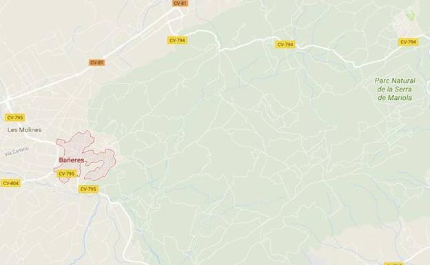 Varios trabajadores afectados por quemaduras e inhalación en un incendio en una fábrica de Banyeres