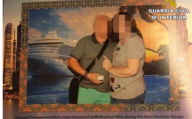 Detenida en Almoradí la trabajadora de un banco que se gastó 1.282.650 euros de un cliente en lujos durante 25 años