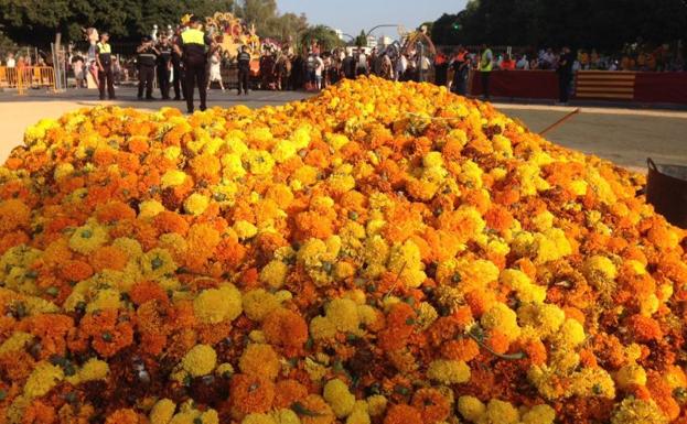 Joan Ribó, ausente en la 126ª Batalla de Flores de Valencia