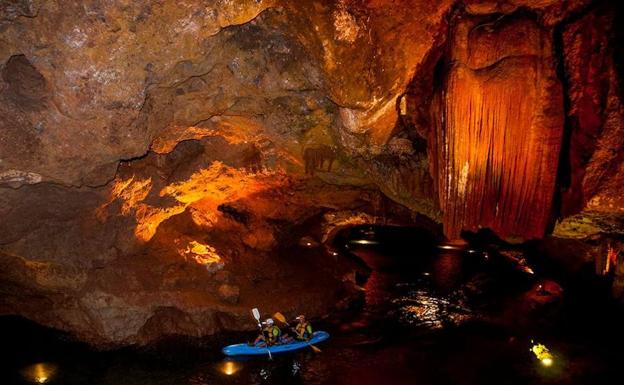 Una ruta por las cuevas más impresionantes de la Comunitat