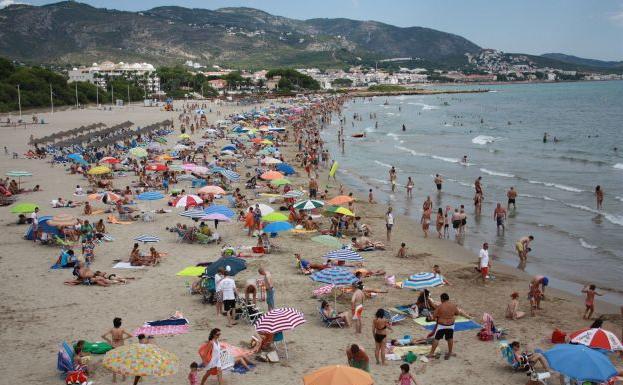 Reaniman a una chica de 24 años en parada cardiorrespiratoria en una playa de Alcossebre