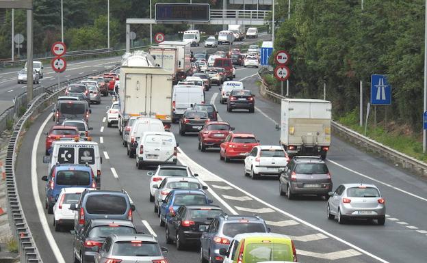 La DGT prevé 8,1 millones de desplazamientos en el puente de agosto