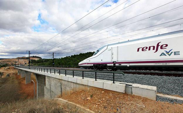 El servicio a bordo del AVE inicia una huelga de cinco días