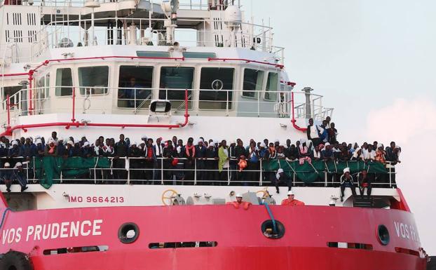 MSF suspende los rescates en el Mediterráneo por las restricciones de las autoridades libias