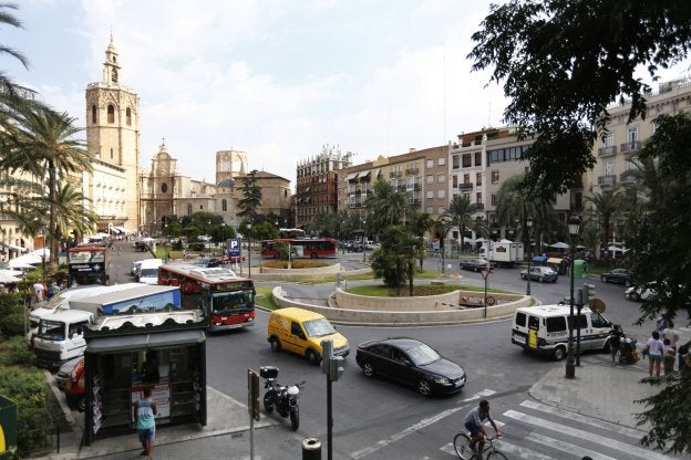 Giuseppe Grezzi admite ahora que Joan Ribó cambió los pliegos para licitar la plaza de la Reina de Valencia