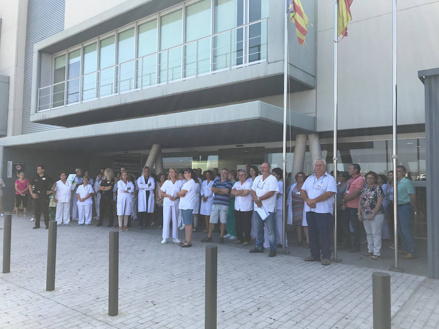 Imágenes de los homenajes a las víctimas de los atentados terroristas en La Safor