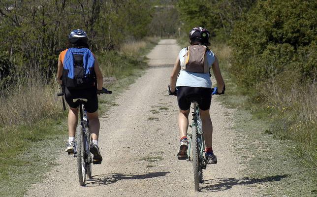 Una ruta verde de 100 kilómetros unirá la Vía Xurra y la de Ojos Negros