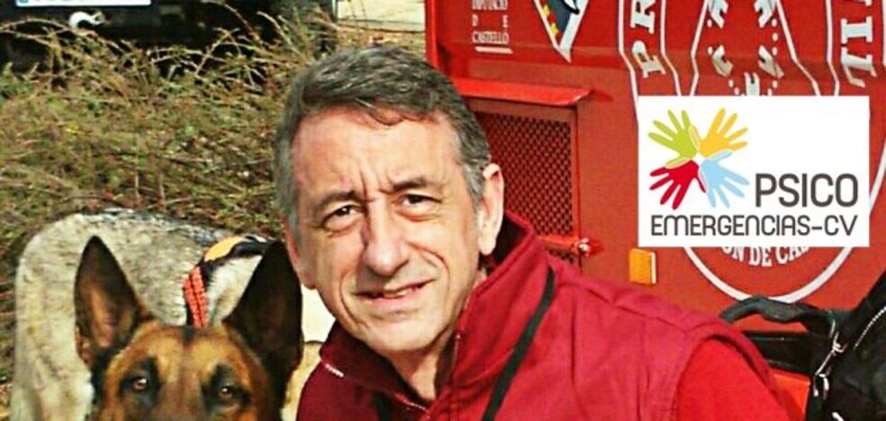 Mariano Navarro Serer, jefe de Psicoemergencias de la Comunitat: «Las reacciones cambian si es un acto terrorista»