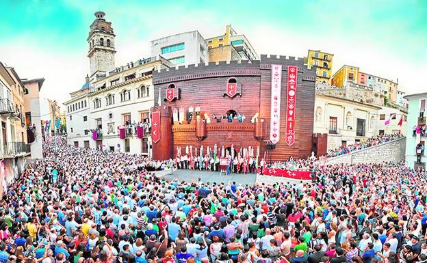 Los Moros y Cristianos de Ontinyent, protegidos con 72.000 kilos de hormigón