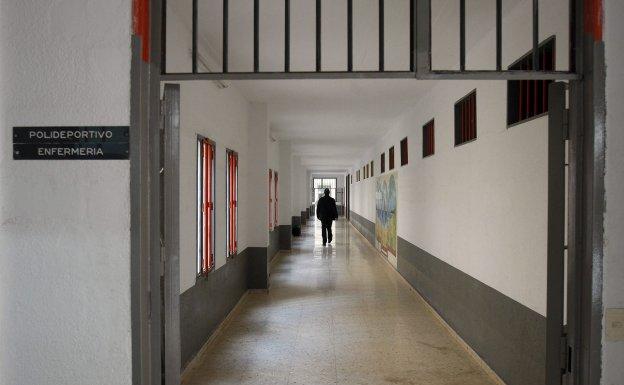 Interior investiga si el imán de Ripoll reclutó islamistas en la Comunitat durante sus permisos