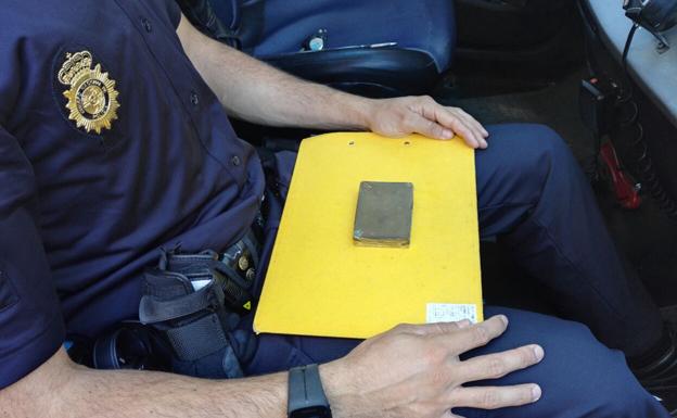 Detenido un hombre que tenía prohibida la entrada a Valencia y que llevaba 100 gramos de hachís