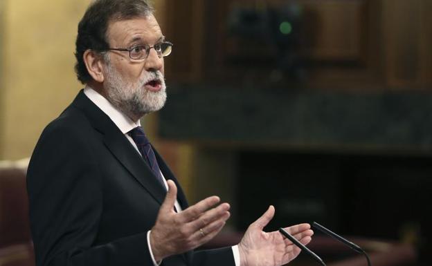 Rajoy evita responder a la oposición sobre 'Gürtel' y recuerda al PSOE el GAL