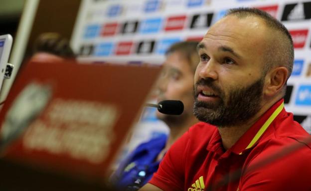 Iniesta: «De un pequeño detalle Italia saca muchísimo provecho»