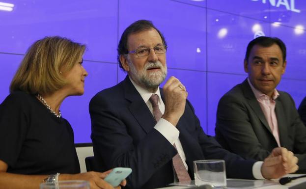 Rajoy reprocha al secesionismo la vuelta a la España preconstitucional