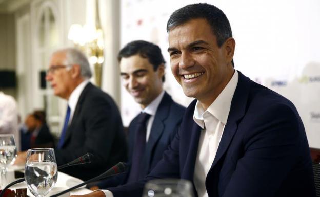 Sánchez abre la puerta a una España de más de tres naciones