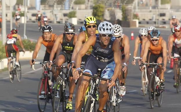 Valencia se prepara para el Triatlón