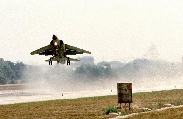 Municipios de l'Horta piden que se revise el nivel de ruido del aeropuerto de Manises