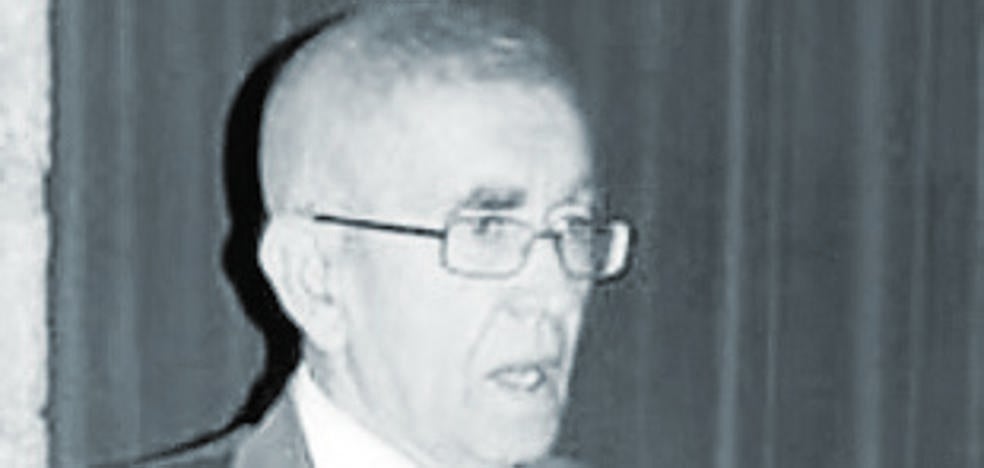 Muere el doctor José Vicente Santafé Llopis, el valenciano que relanzó las excavaciones de dinosaurios