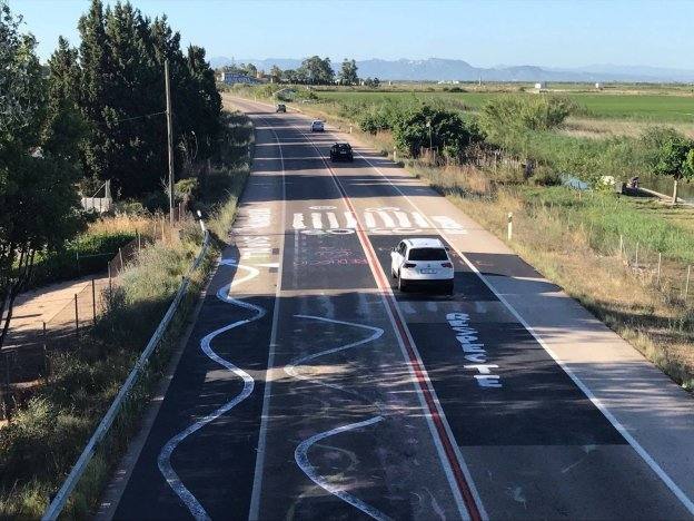 Reducen aún más la velocidad máxima en la CV-500 a su paso por El Saler