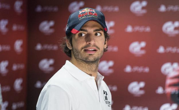 Sainz se doctora con honores