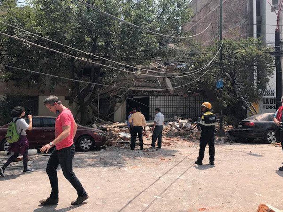 Un potente seísmo azota Ciudad de México