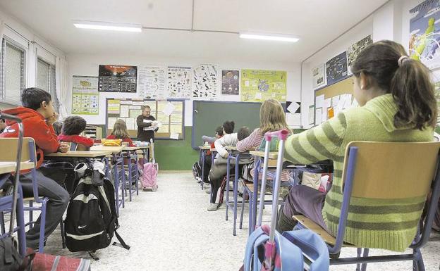 El TSJCV rechaza suspender cautelarmente el decreto del Consell que regula la enseñanza de Religión en Primaria