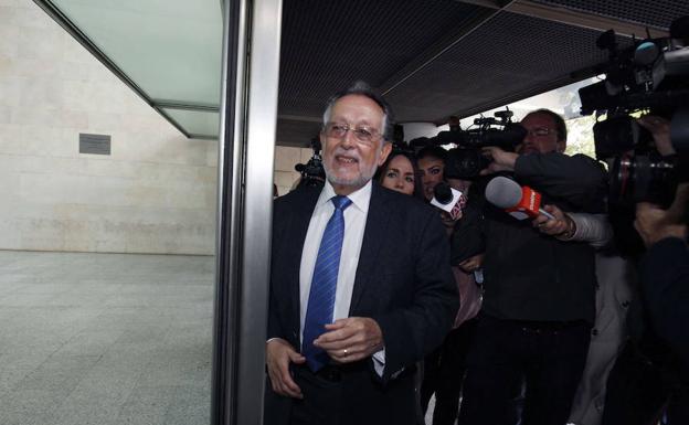 El juez imputa a Alfonso Grau y a la tesorera nacional del PP por la financiación ilegal del PP de Valencia