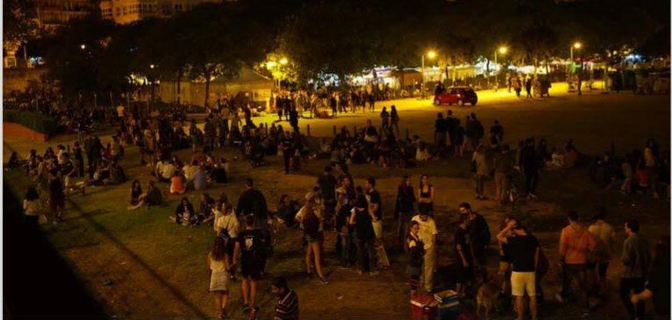El Ayuntamiento de Valencia limitará los policías que vigilen las plazas con botellón