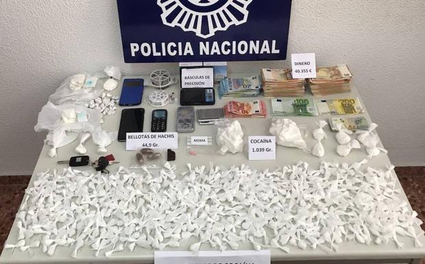 Diez detenidos tras desmantelar un grupo dedicado al tráfico de drogas en Gandia