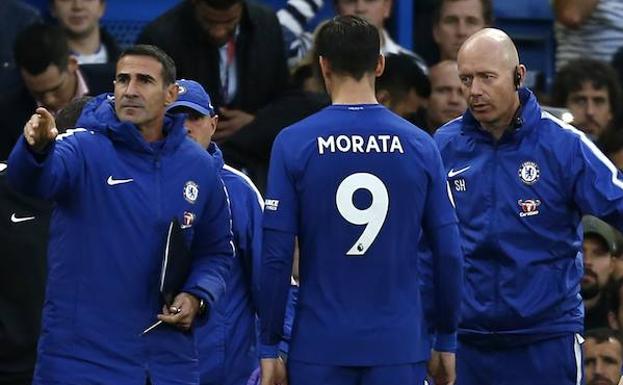 Morata se lesiona en el duelo ante el Manchester City
