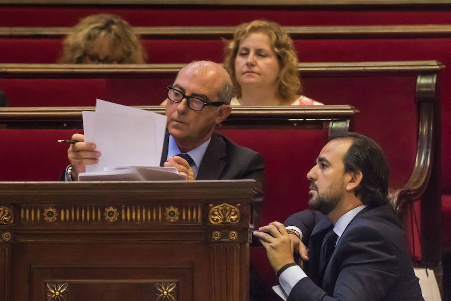 Mendoza considera que la restricción del tráfico en Ciutat Vella «es un nuevo atropello a los vecinos»