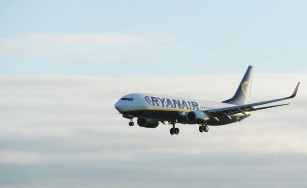 Ryanair busca tripulantes de cabina en Valencia