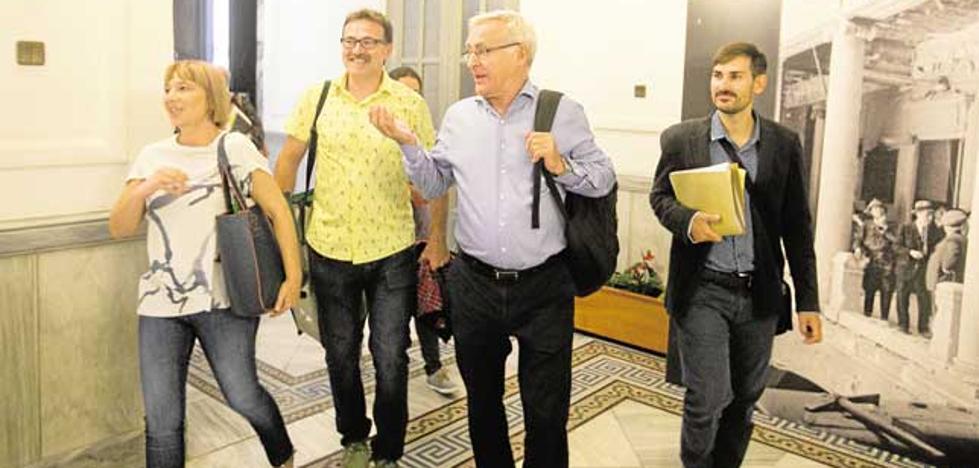 El Gobierno recurre la contratación en Valencia de personal para las ayudas de dependencia