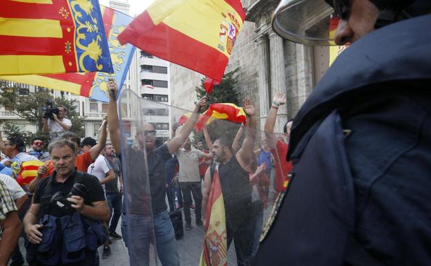 Moragues no descarta nuevas detenciones en las próximas horas por los incidentes violentos del 9 d'Octubre