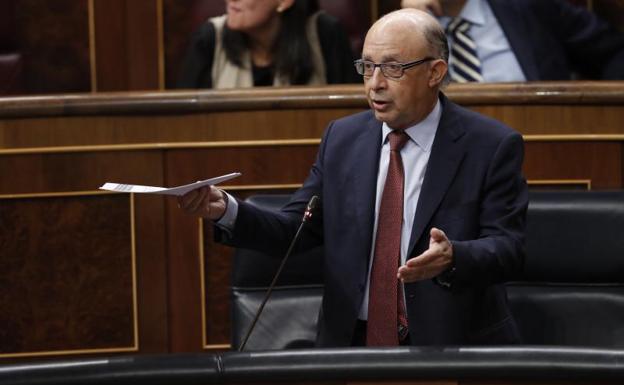 Montoro promete abordar «ya» la reforma de la financiación autonómica