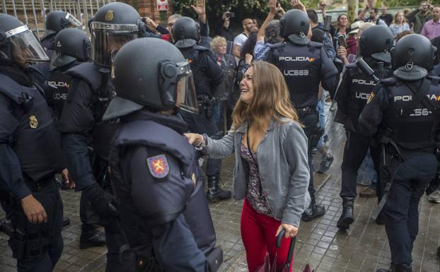 Catorce detenidos en una operación contra la corrupción en la dirección de la Policía y de Tráfico