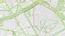 Una manifestación de taxistas colapsa el tráfico en el centro de Valencia y afecta a los accesos por la A-3 y la Pista de Ademuz