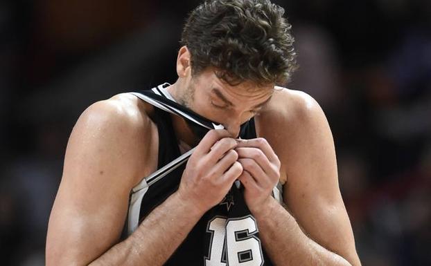 Un 'doble-doble' de Pau Gasol no sirve a los Spurs para ganar a los Magic